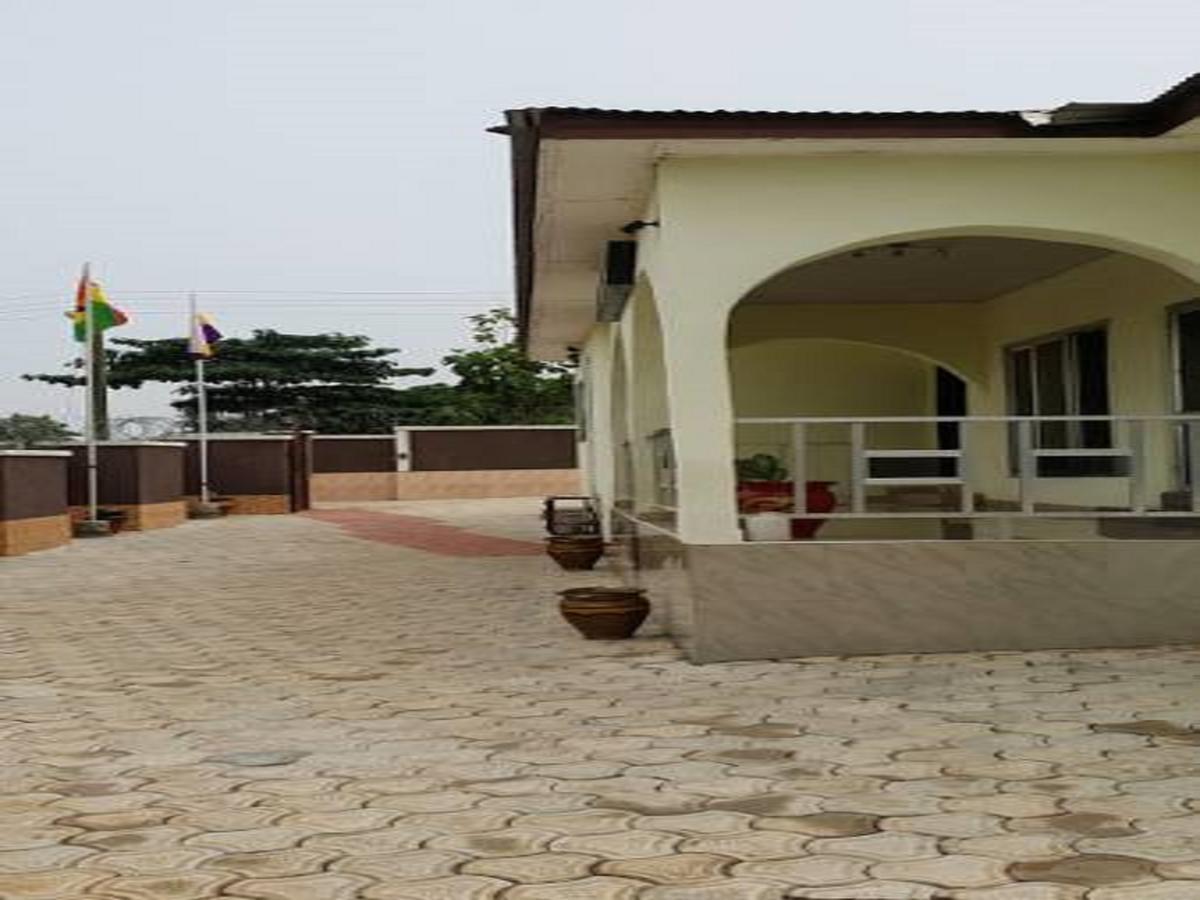 Maryland Guest House Sunyani Esterno foto